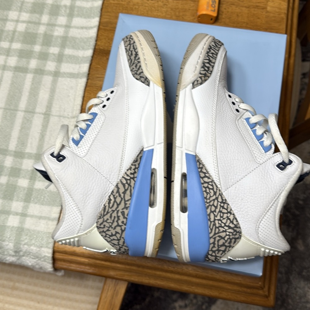 Jordan 3 unc - Picture 4 of 8